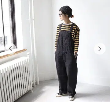 maillot 드롭 숄더 보더 Tee 카멜 x 블랙