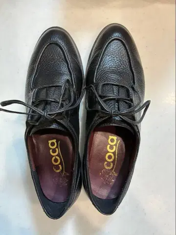 coca 블랙 가죽 레이스업 슈즈 23.5cm
