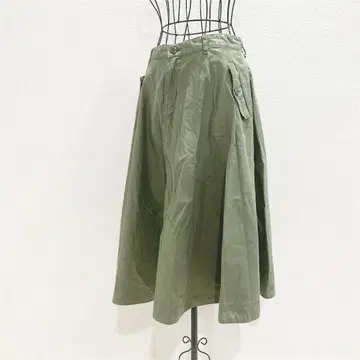 유나이티드 애로우즈 밀리터리 스커트 M 카키 일본제 무릎 아래 기장 심플