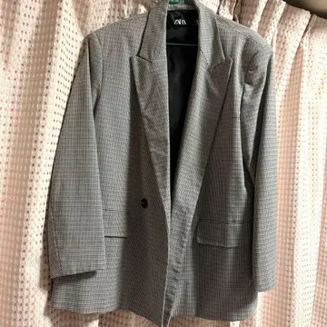 [ 세탁 완료 ] ZARA 체크 무늬 블레이저 L 사이즈