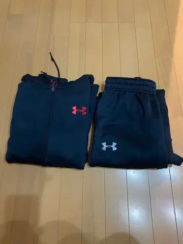 언더아머 저지 상하의 세트 블랙