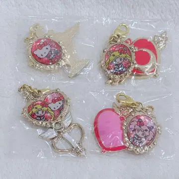 세일러문 산리오 콜라보 시크릿 참 키티 치비우사