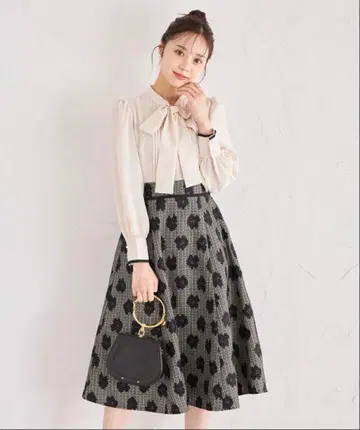 택 포함 새상품 보타이 리본 포함 펄 단추 플라워 트위드 도킹 원피스