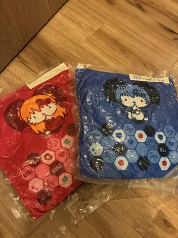 에반게리온 아스카 레이 헬로키티 쿠션 2개 세트