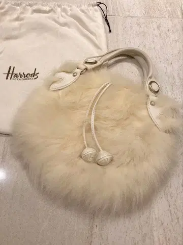 Harrods 화이트 퍼 핸드백