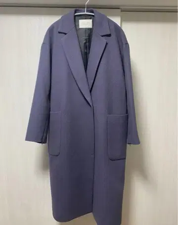 PUBLIC TOKYO 오픈 슬리브 세미 더블 코트