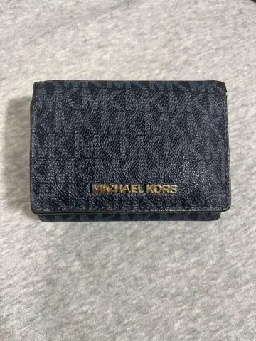 MICHAEL KORS 블랙 3단 폴더형 지갑