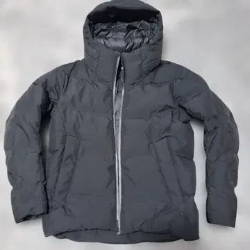 유니클로 심리스 다운 3D 블랙 M 새상품급