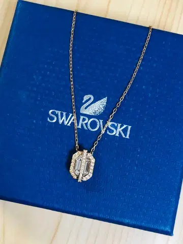 스와로브스키 Swarovski Favor 페 바 목걸이