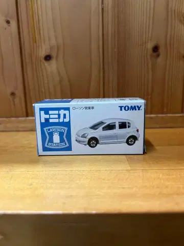 레어 토미카 로손 영업용 자동차 도요타 비츠 화이트
