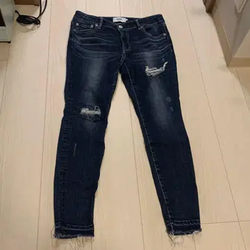 [거의 미사용] AZUL 다크 블루 스키니 데님