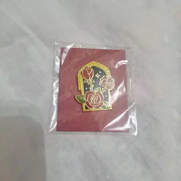 만박 핀 배지 오만