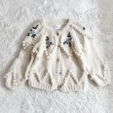 새상품급 chicwish 꽃무늬 스티치 폼폼 핸드 니트 가디건