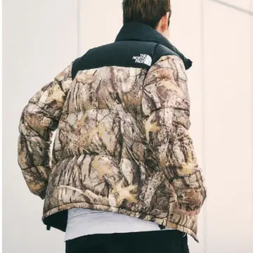 THE NORTH FACE 카모플라쥬 다운 자켓