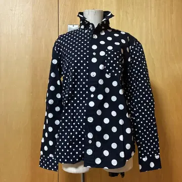 매뉴얼 알파벳 네이비 화이트 도트 무늬 긴팔 셔츠