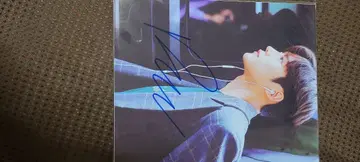 SF9 로운 사인 포함 사진