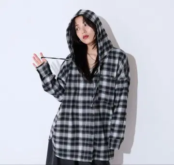 체크 BIG 후디 지나시스 미사용 새상품 이번 시즌 신상