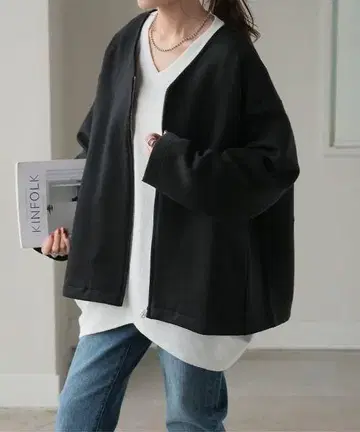 미사용 새상품 허그유 종이상자 코쿤 자켓