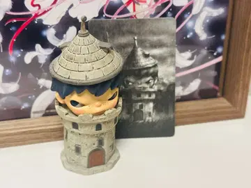 Hirono Shelter Fort 피규어