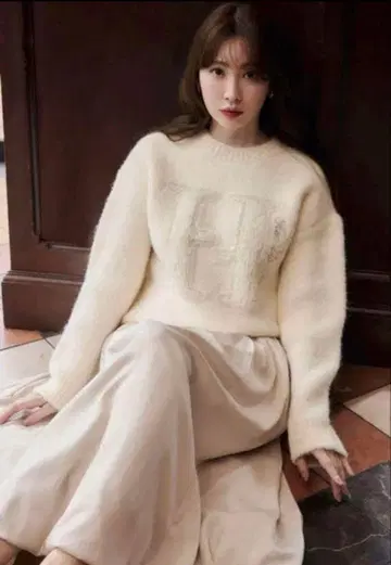 [새상품급] herlipto H Boa Logo Knit Pullover