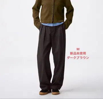 미사용 새상품 GU 치노 배럴 레그 턱 팬츠 다크 브라운 M 사이즈