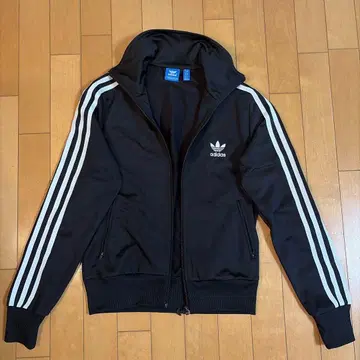 adidas 블랙 저지 M 사이즈 상당