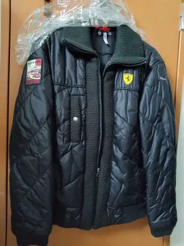 Ferrari Puma 블랙 점퍼
