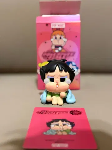 POP MART CRY BABY 피규어