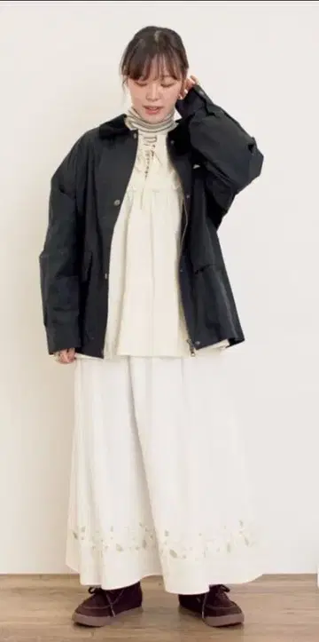 켈티 사만사 모스모스 헌팅 재킷