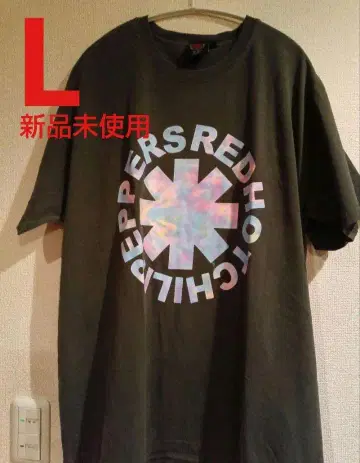 RED HOT CHILI PEPPERS 티셔츠