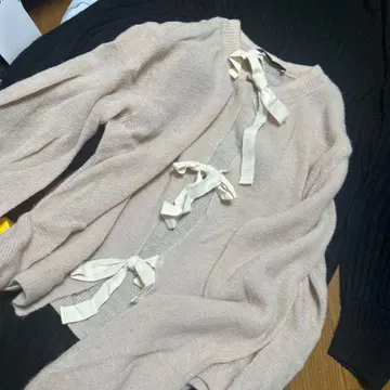 ZARA 핑크 베이지 리본 포함 가디건