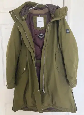 AIGLE 에이글 고어텍스 다운 후디드 자켓