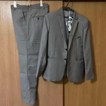 [ 택 포함 미사용 새상품 ] 그레이 비즈니스 정장 자켓과 팬츠 세트