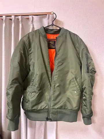 MA-1 플라이트 자켓