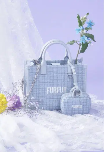 FURFUR 라이트 블루 체크 무늬 핸드백