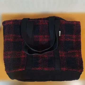 캔터베리 빨간색과 검은색 체크 무늬 토트백