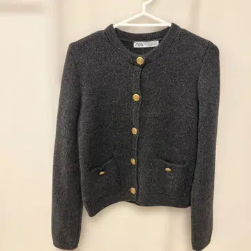ZARA 다크 그레이 골드 버튼 가디건