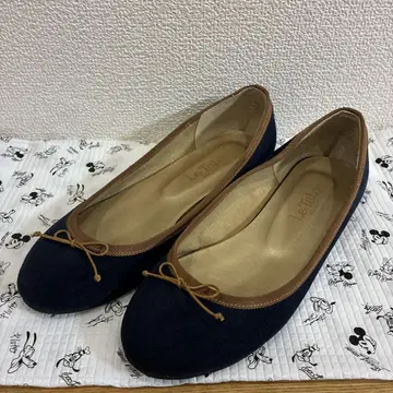 Le Talon 네이비 리본 발레 슈즈