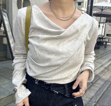 오프숄더 롱 티셔츠