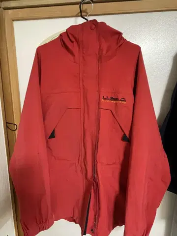 L.L.Bean 후드 부착 빨간색 나일론 자켓