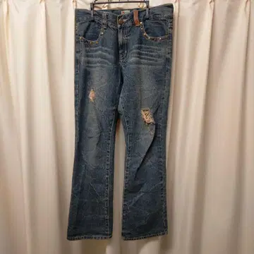 데미지 가공 부츠컷 데님