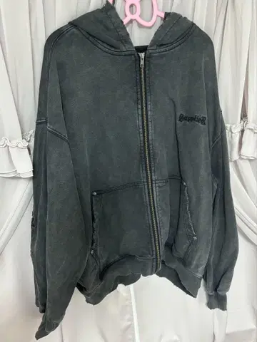SUPPLIER 후드티