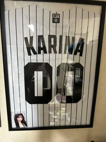 aespa KARINA 양키스 유니폼 트레이딩 카드 포함