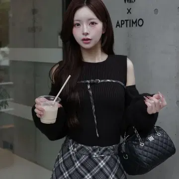새상품 Darich 도킹 미들 허리 니트 미니 원피스