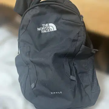 THE NORTH FACE VAULT 블랙 백팩