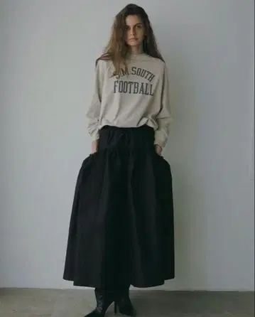 Her. 자카드 스커트 블랙