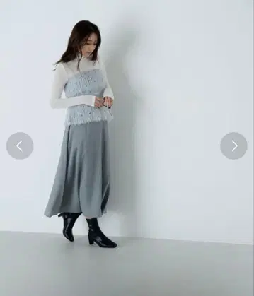 NATURAL BEAUTY BASIC 글로시 벨티드 스커트 그레이