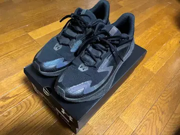 언더아머 UA 호버 마키나 3 스톰