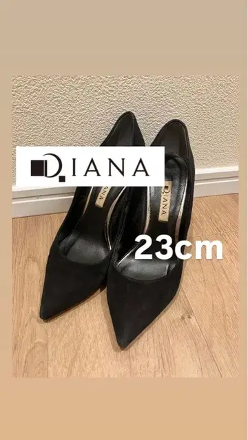 새상품급 DIANA 스웨이드 펌프스 23cm 블랙