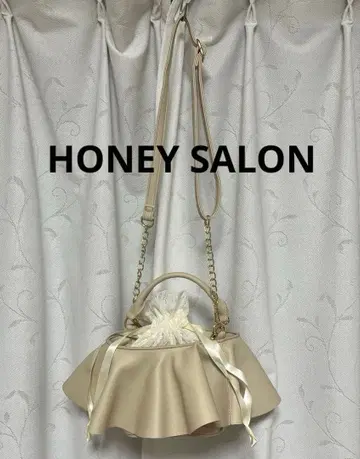 HONEY SALON 프릴 디자인 베이지 숄더백